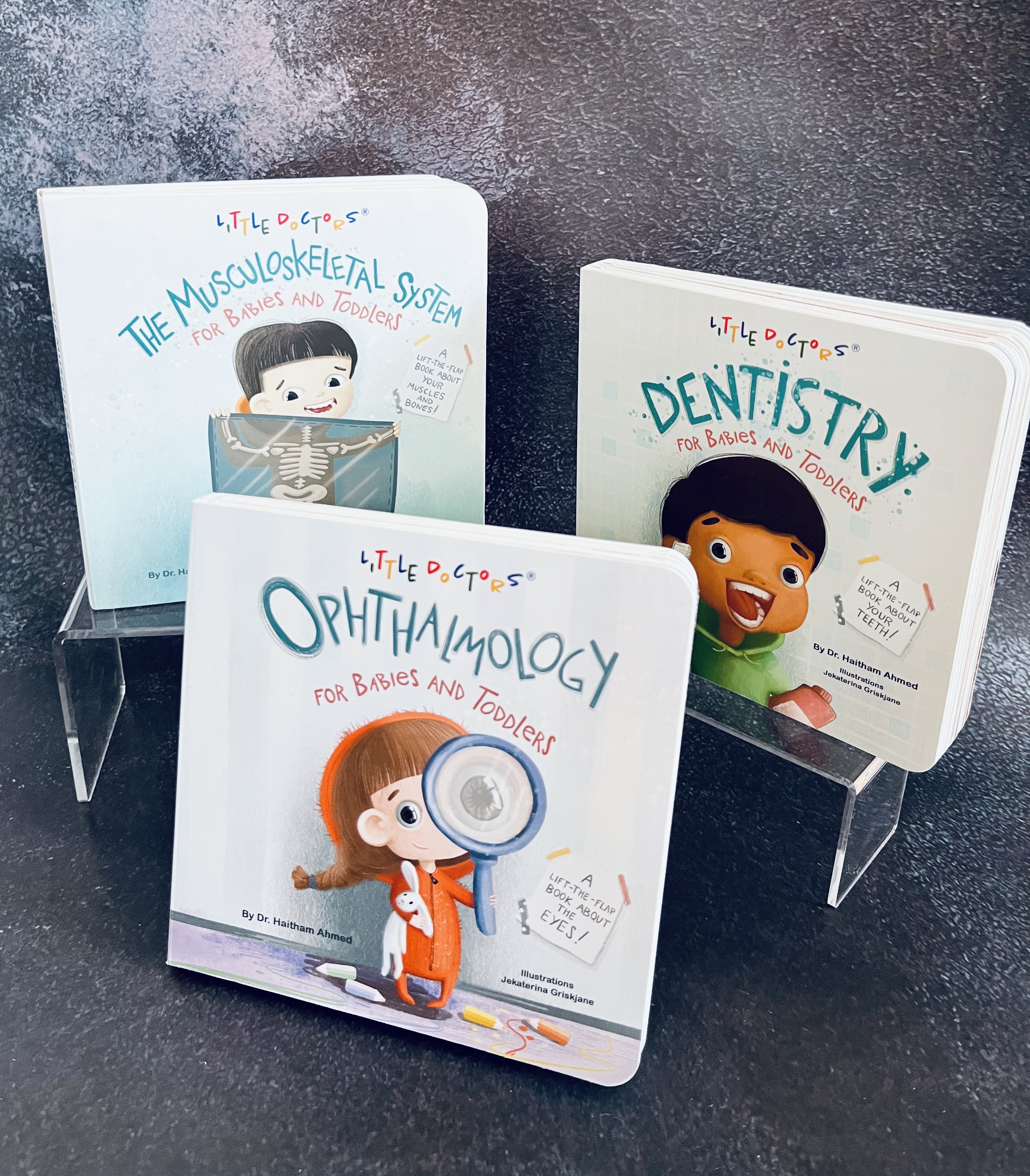 Little Doctors lift-the-flap gift set